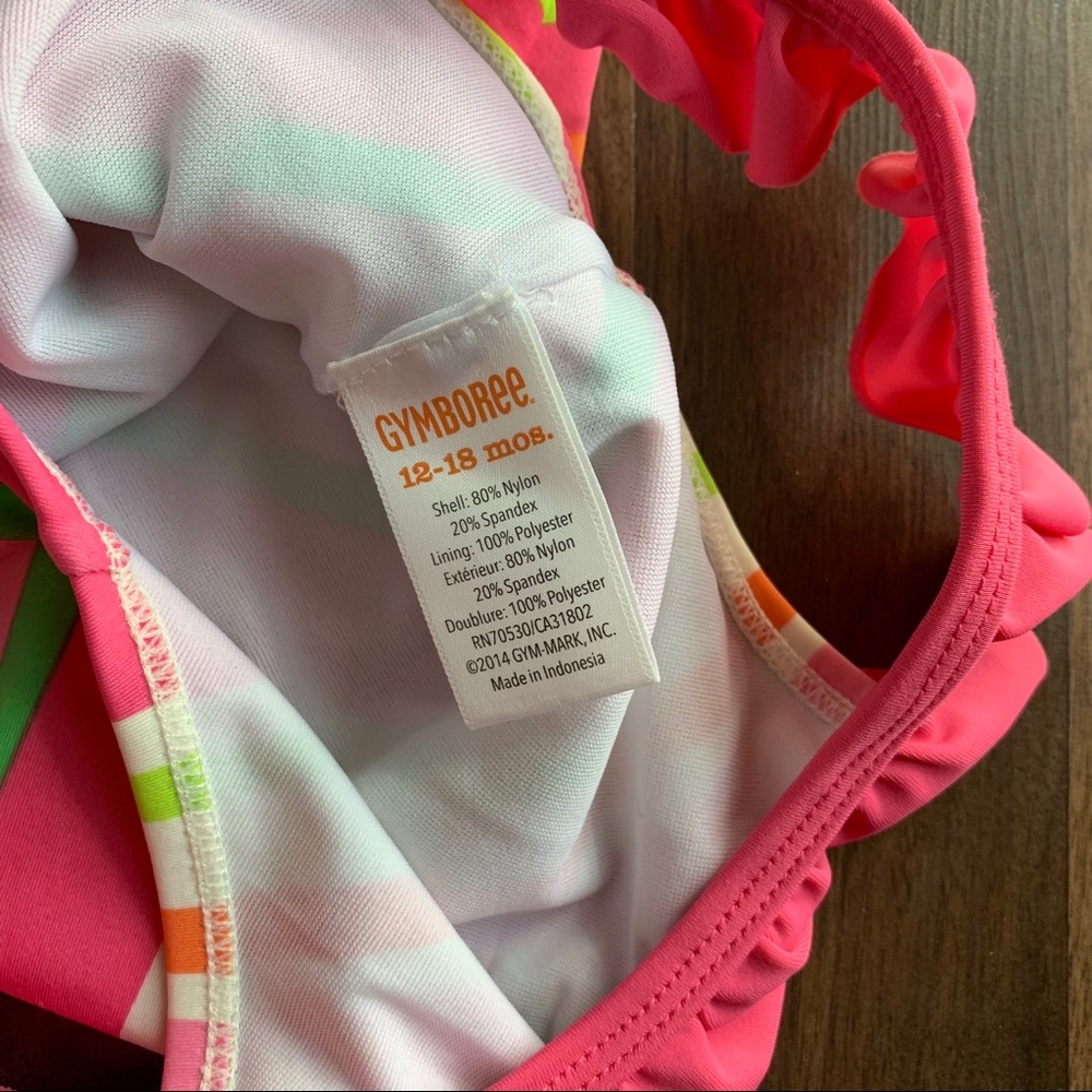 Swim suit - Picture 3 of 3